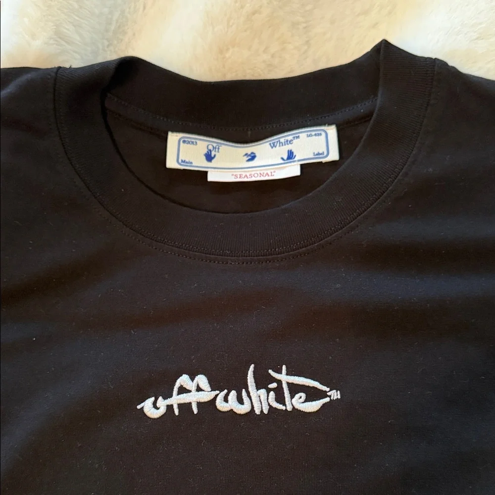 Off-White T-shirt - Picture 2 of 4